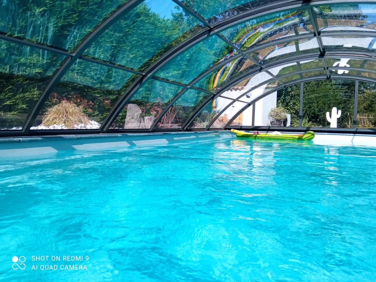 Bed and Breakfast Mas des Vignes Piscine chauffée Le Champ-Saint-Pere Exterior foto