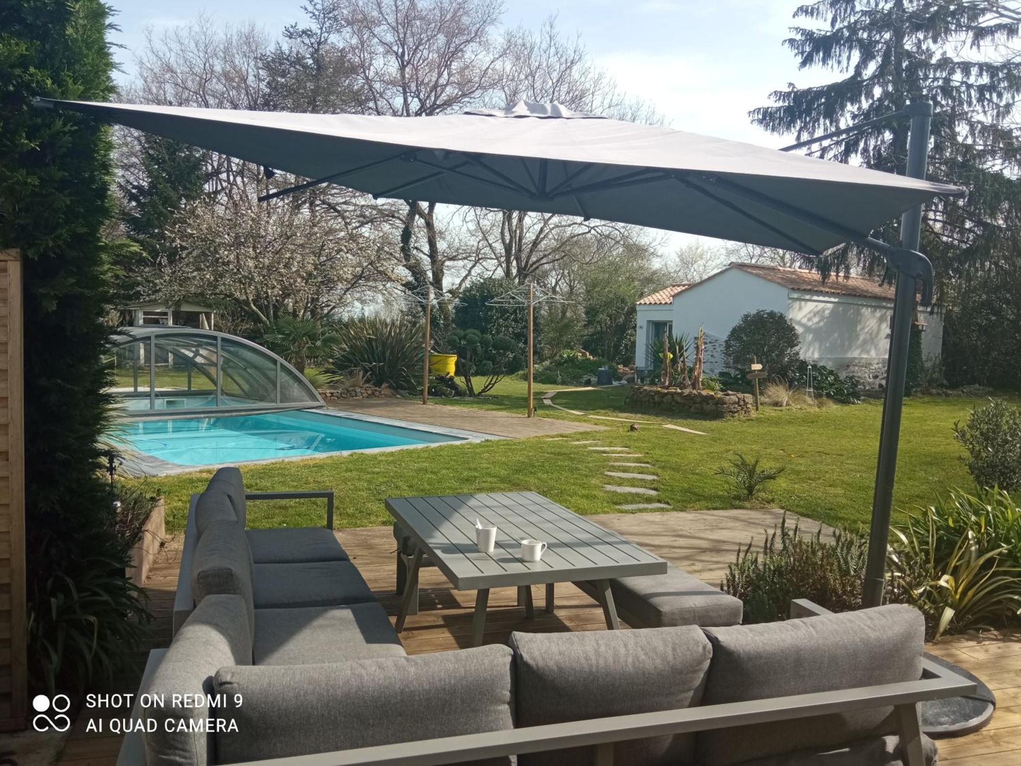 Bed and Breakfast Mas des Vignes Piscine chauffée Le Champ-Saint-Pere Exterior foto